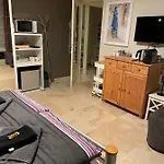 Maison Saint Tropez לינה וארוחת בוקר
