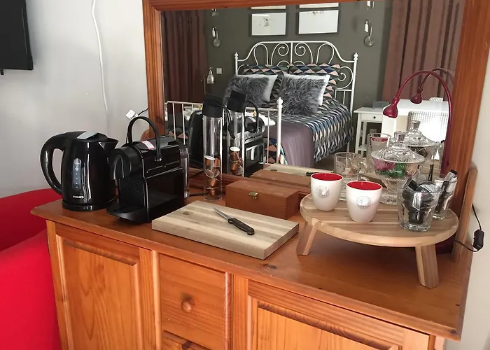 Maison Saint Tropez 2* アイントホーフェン