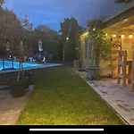 Maison Saint Tropez 2*