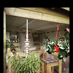 Maison Saint Tropez Bed & Breakfast 2*