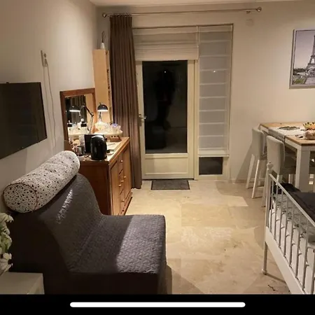 Maison Saint Tropez 2*