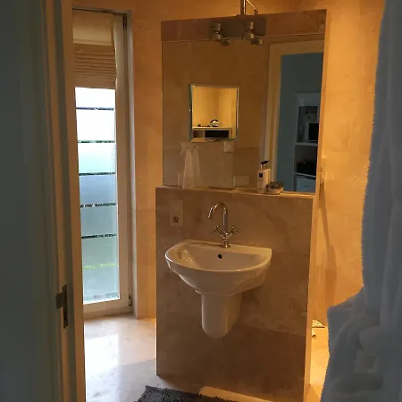 Maison Saint Tropez 2*