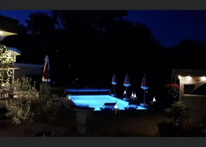 Bed and Breakfast Maison Saint Tropez Αϊντχόφεν