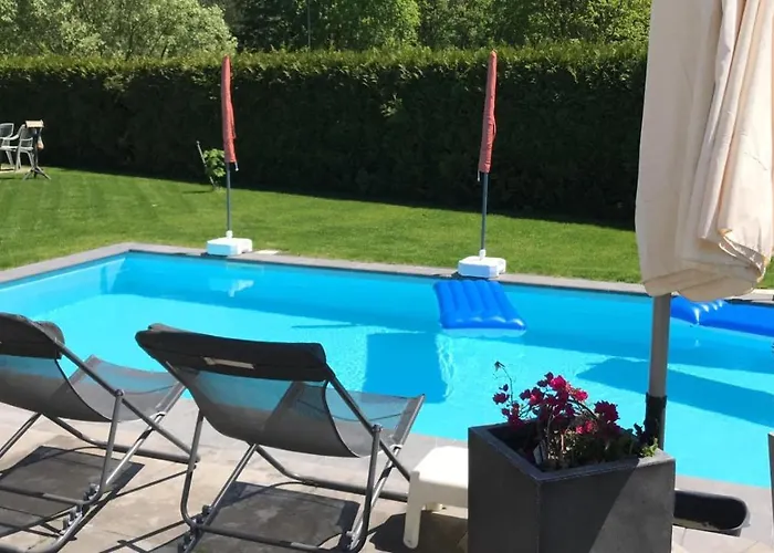 Maison Saint Tropez Bed and Breakfast Αϊντχόφεν