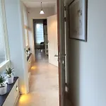 Maison Saint Tropez 에인트호번