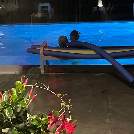 Maison Saint Tropez 2* 에인트호번