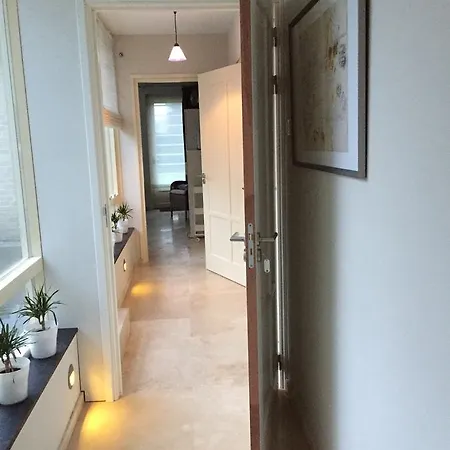 Maison Saint Tropez 에인트호번